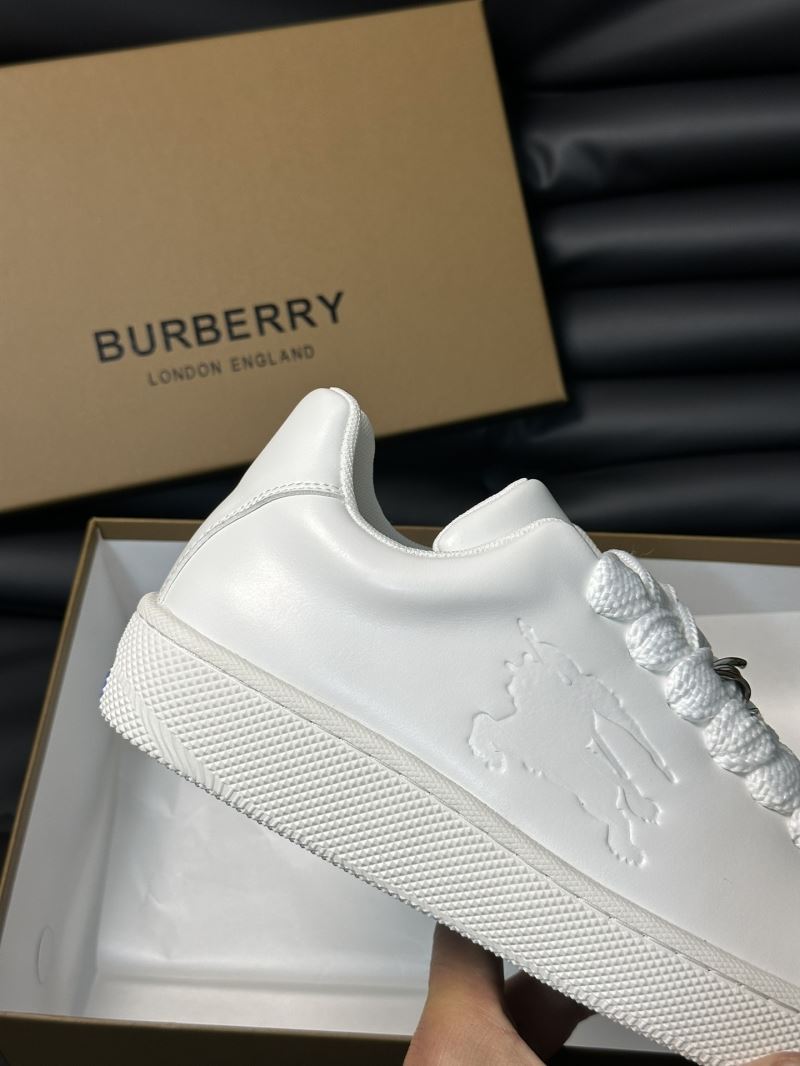 Burberry Low Shoes